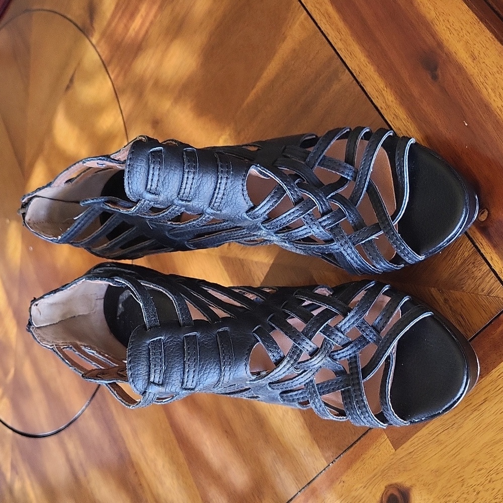 Strappy Sandles